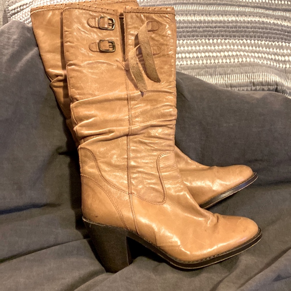 Steve Madden-Light Carmel, slip on boots with buckle top detail